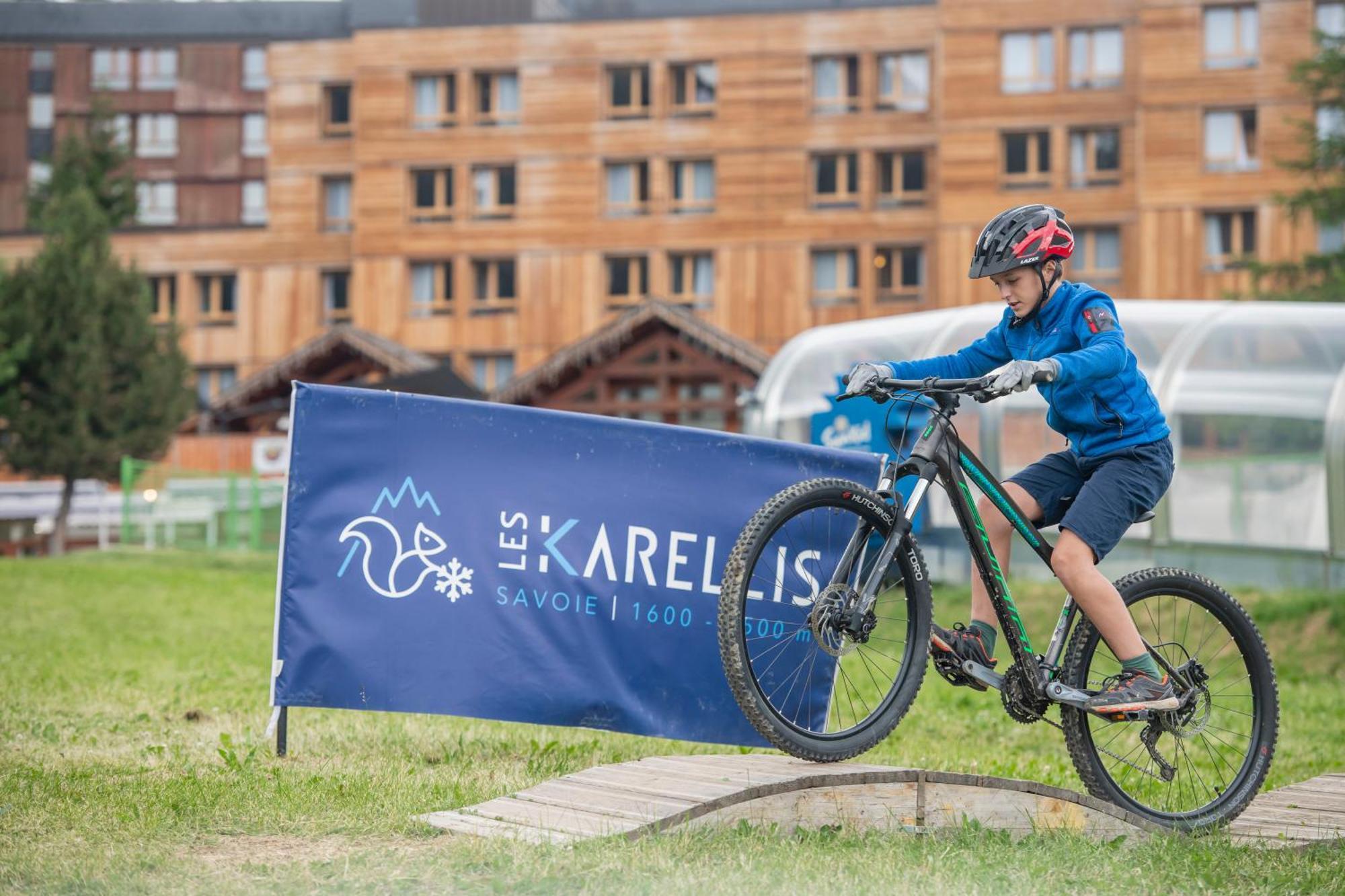 Villages Clubs Du Soleil - Les Karellis Montricher-Albanne Eksteriør billede
